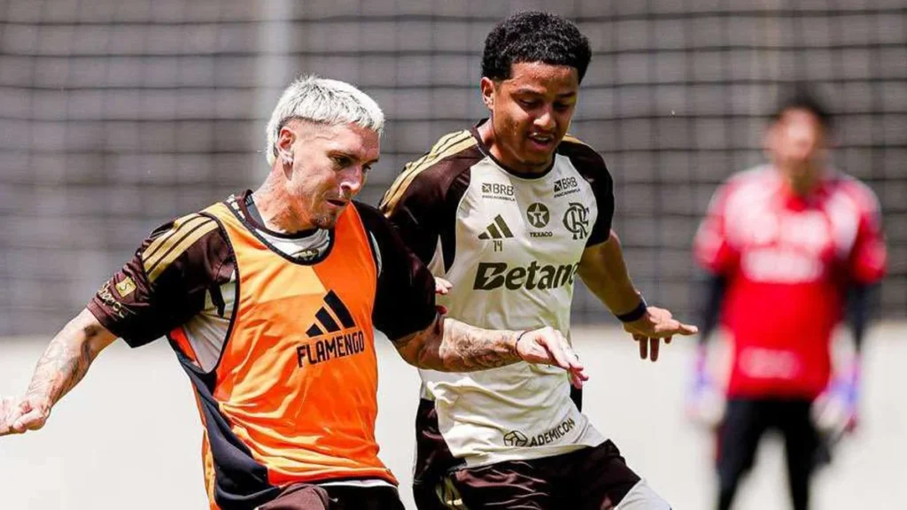 Flamengo encerra preparação em Belém com treino no Baenão e agradece torcida local