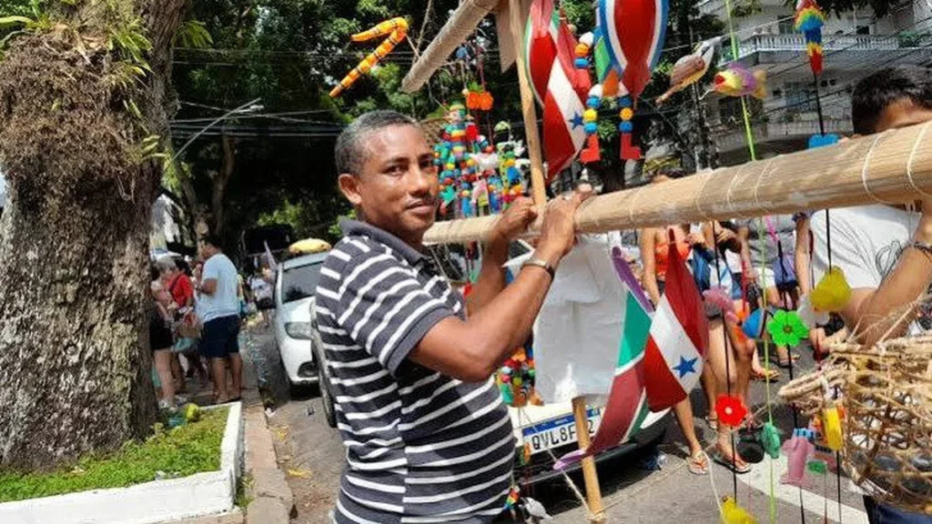 Mestre Beto e a Bioeconomia do Miriti: Tradição e Sustentabilidade no Pará Mestre Beto e a Bioeconomia do Miriti: Tradição e Sustentabilidade no Pará