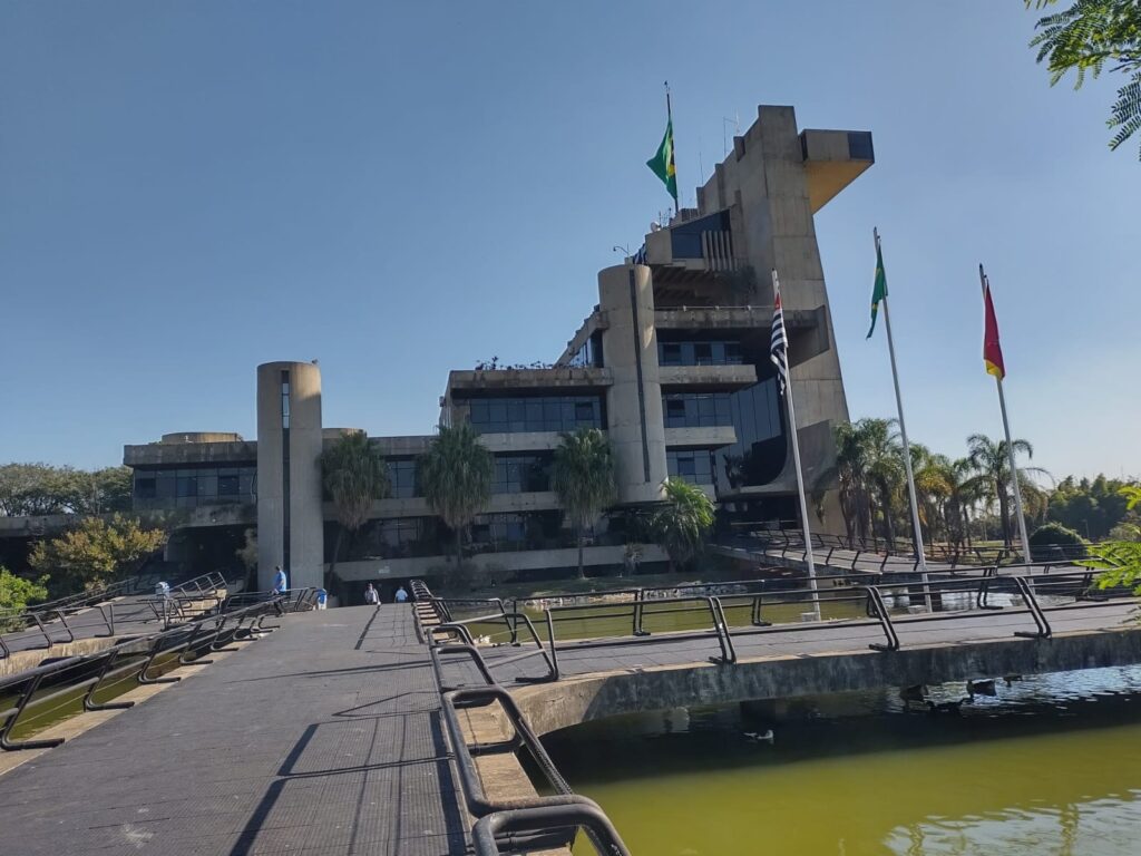 Fornecedor de Medicamentos da Prefeitura de Sorocaba Enfrenta Condenação por Falsificação de Remédio Contra Câncer Imagem do artigo