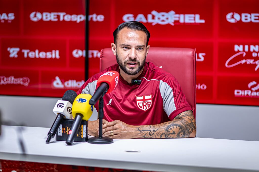 Botafogo-PB Fecha Contrato com Meia Giovanni, Ex-Cruzeiro e Sport, para 2026