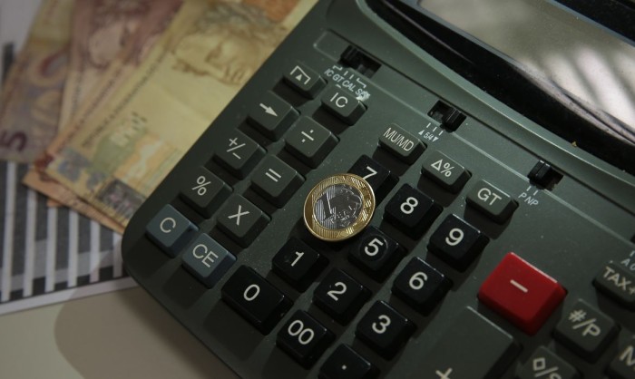 Dívida Pública Federal Atinge R$ 8,48 Trilhões em Novembro – Dados Reveladores Dívida Pública Federal Atinge R$ 8,48 Trilhões em Novembro - Dados Reveladores