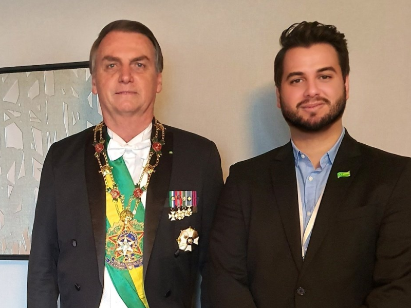 Entenda a prisão domiciliar de Filipe Martins após fuga de Silvinei Vasques Entenda a prisão domiciliar de Filipe Martins após fuga de Silvinei Vasques