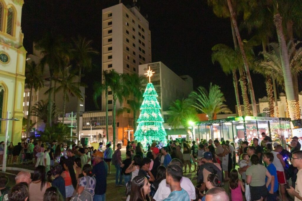 Feriado de Natal: Alterações nos Serviços Públicos e no Comércio em Sorocaba e Jundiaí Feriado de Natal: Alterações nos Serviços Públicos e no Comércio em Sorocaba e Jundiaí