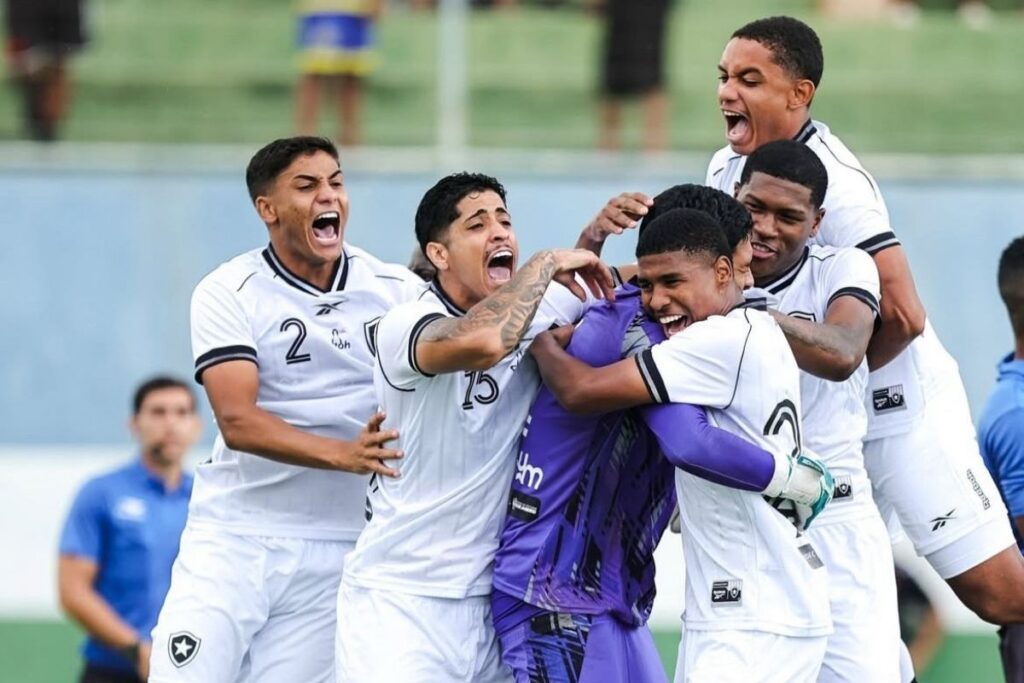 Copinha: Jogos Decisivos Marcam a Fase Final da Competição Copinha: Jogos Decisivos Marcam a Fase Final da Competição