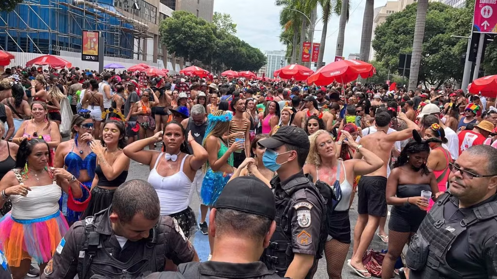 Carnaval Gera Oportunidades: 10% dos Pequenos Negócios no Rio Estão Ligados à Festa Carnaval Gera Oportunidades: 10% dos Pequenos Negócios no Rio Estão Ligados à Festa