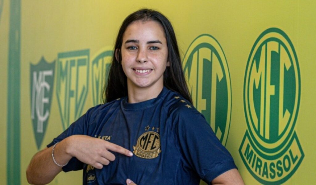 Mirassol Apresenta Treinadora de 19 Anos para o Sub-15 Feminino Mirassol Apresenta Treinadora de 19 Anos para o Sub-15 Feminino