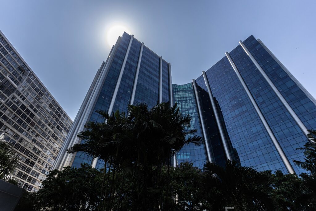 Namíbia Rejeita Negócio entre TotalEnergies e Petrobras por Falta de Notificação Namíbia Rejeita Negócio entre TotalEnergies e Petrobras por Falta de Notificação
