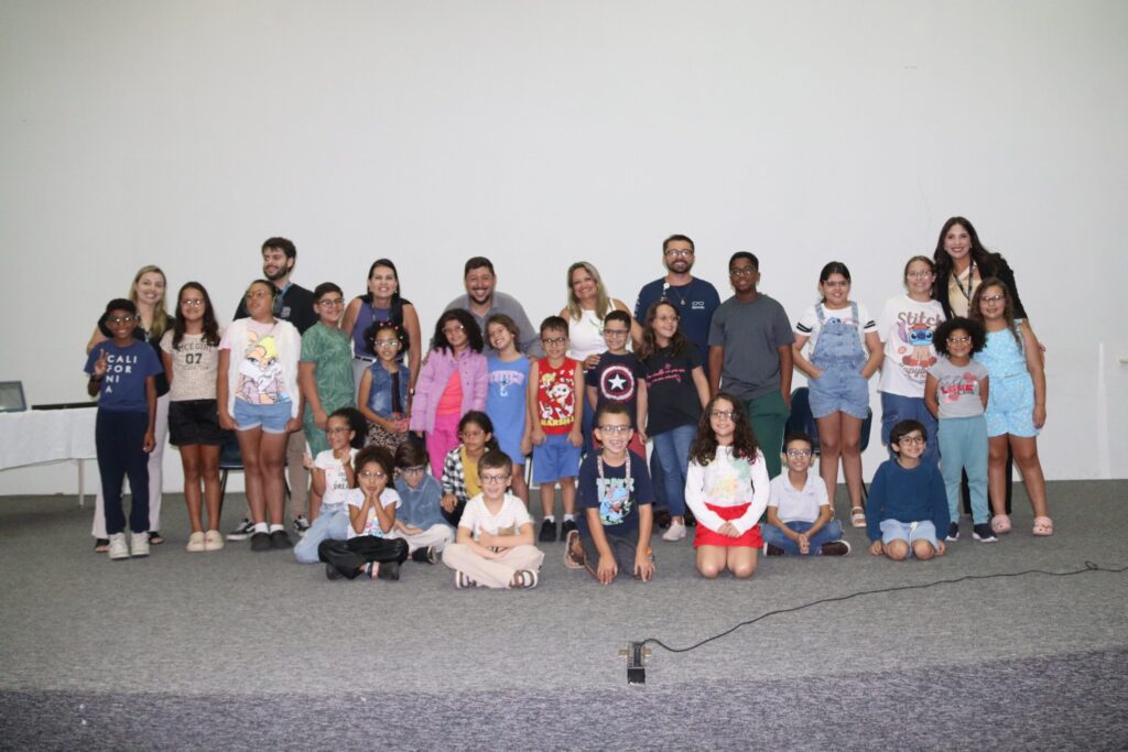 Sorocaba Oferece Óculos Gratuitos a Alunos do Ensino Municipal Sorocaba Oferece Óculos Gratuitos a Alunos do Ensino Municipal