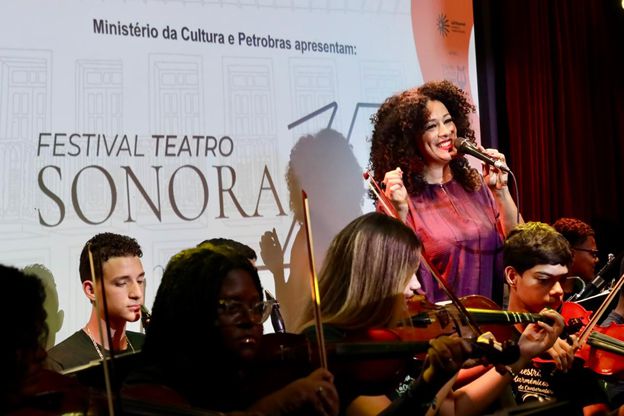 Teatro Sonora e Petrobras: Uma Parceria Cultural que Gera Impacto Teatro Sonora e Petrobras: Uma Parceria Cultural que Gera Impacto
