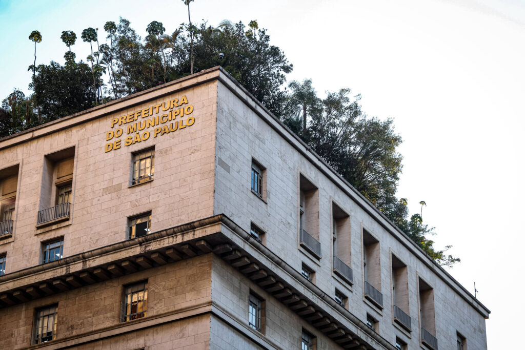 Prefeitura de SP Revela Lista de Empresas Devedoras; Companhias Contestam Valores Prefeitura de SP Revela Lista de Empresas Devedoras; Companhias Contestam Valores