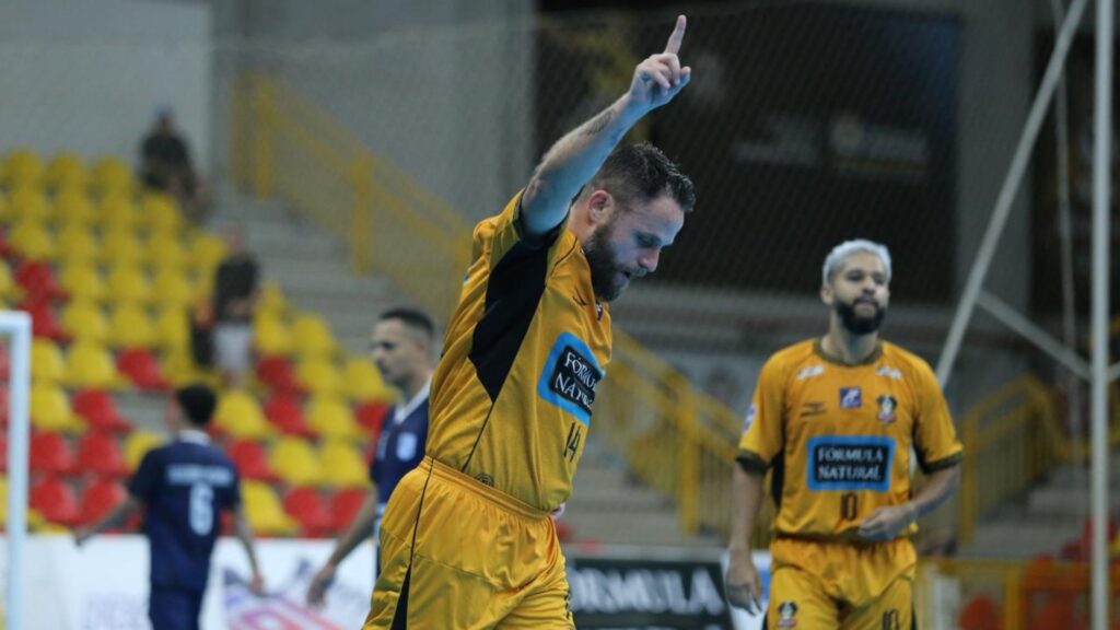 Sorocaba inicia Liga de Futsal com vitória emocionante sobre Minas, destacando Rodrigo Capita