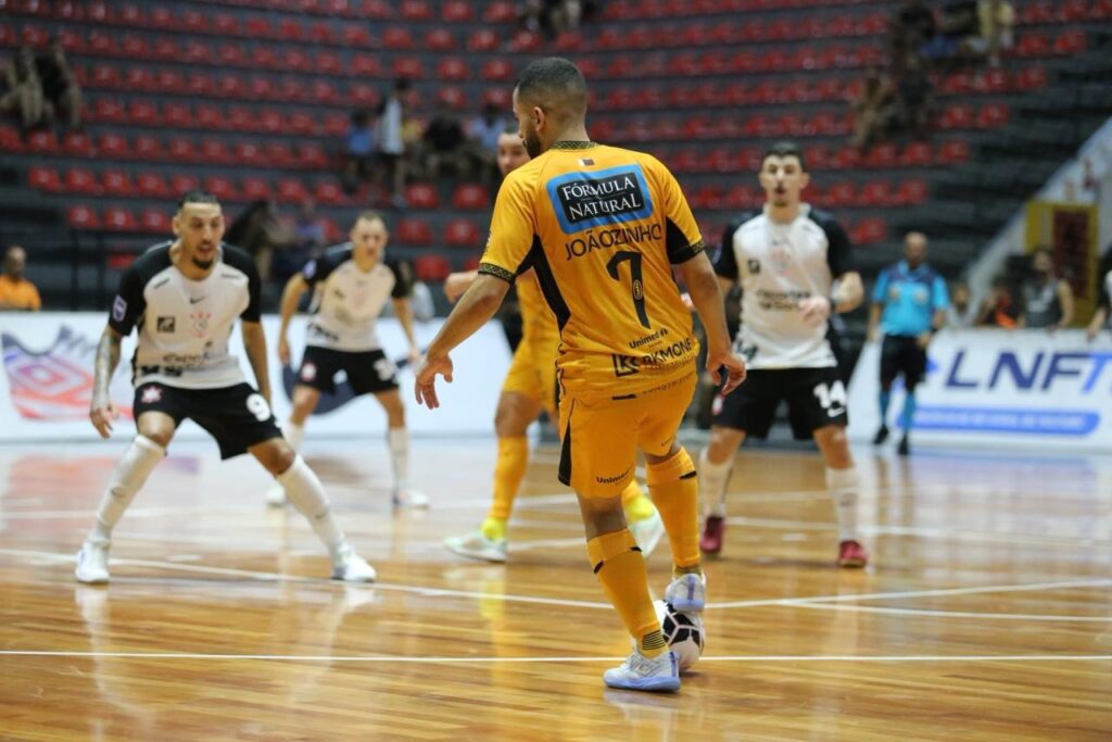 Corinthians Conquista Primeira Vitória na Liga Futsal ao Derrotar Sorocaba Corinthians Conquista Primeira Vitória na Liga Futsal ao Derrotar Sorocaba