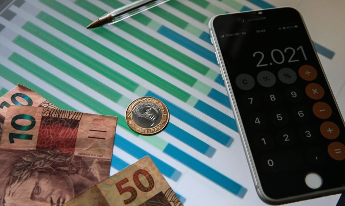 Crescimento da Economia Brasileira: Projeto da LDO Indica 2,56% para 2027 Crescimento da Economia Brasileira: Projeto da LDO Indica 2,56% para 2027