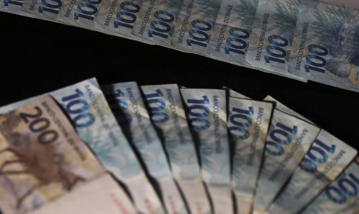 Dívida Pública Federal Registra Queda de 2,34% em Março e Totaliza R$ 8,6 Trilhões Dívida Pública Federal Registra Queda de 2,34% em Março e Totaliza R$ 8,6 Trilhões