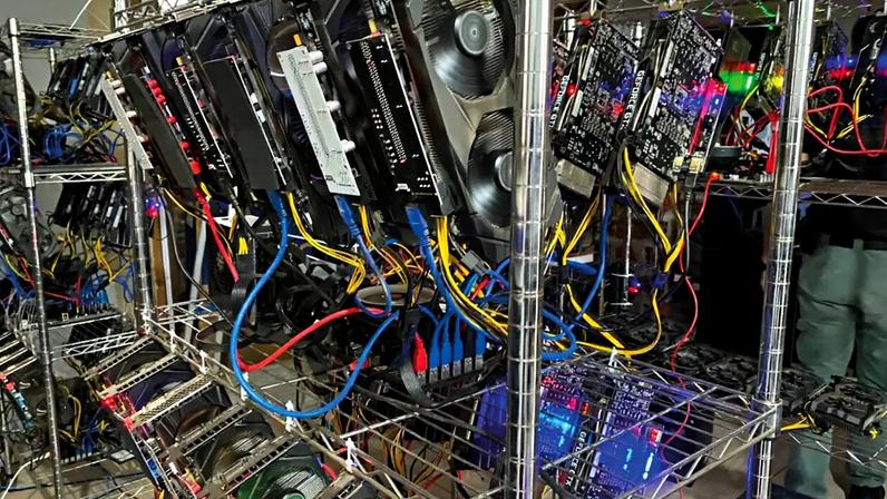 Facções Criminosas Aumentam o Furto de Energia para Mineração de Criptomoedas Facções Criminosas Aumentam o Furto de Energia para Mineração de Criptomoedas