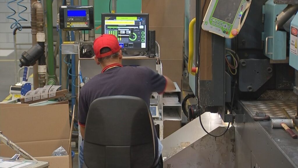 Indústria Impulsiona Empregos em Jundiaí, mas Desafio da Qualificação Persiste