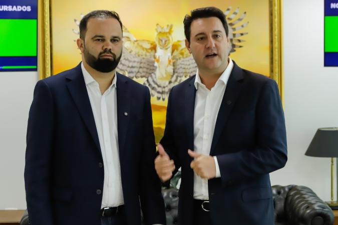 Ratinho Junior Cria Força-Tarefa para Recuperar Instituto de Educação de Paranaguá Ratinho Junior Cria Força-Tarefa para Recuperar Instituto de Educação de Paranaguá
