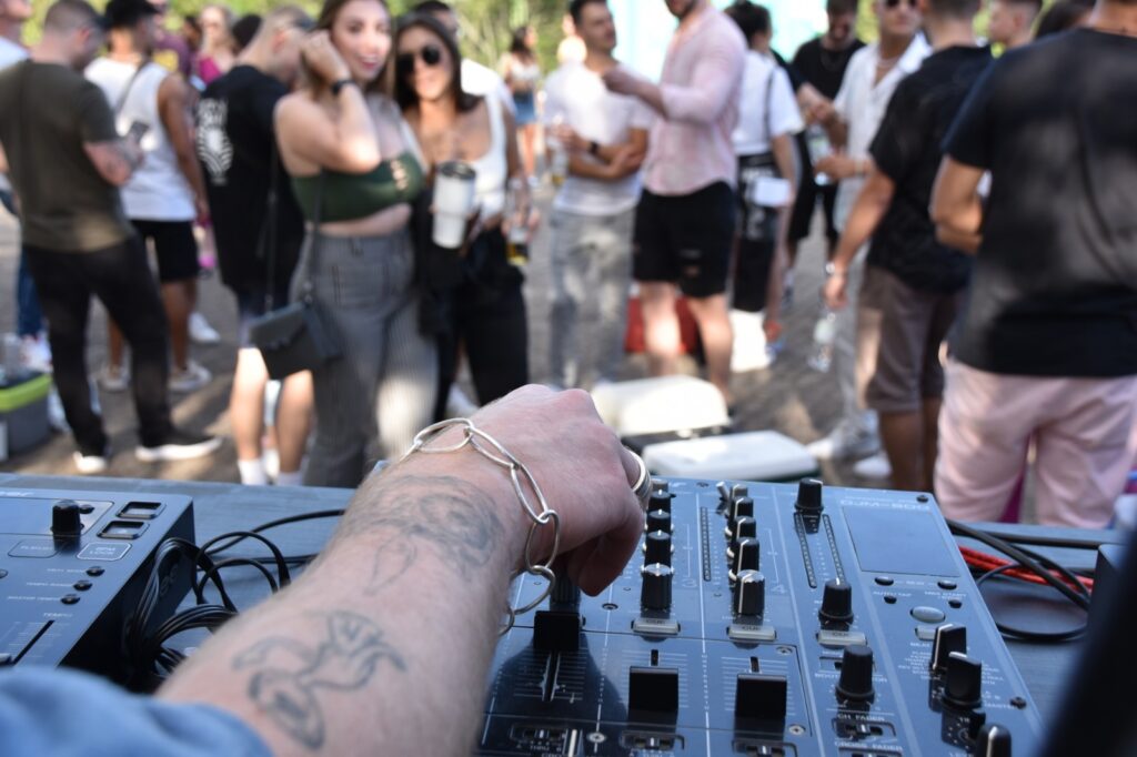 Culto à Música: 'Ruzzo & Friends' Retorna a Santa Cruz Neste Sábado