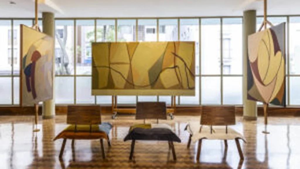 Cultura Artística inaugura nova sala de artes visuais com exposição inédita de Luísa Matsushita Cultura Artística inaugura nova sala de artes visuais com exposição inédita de Luísa Matsushita