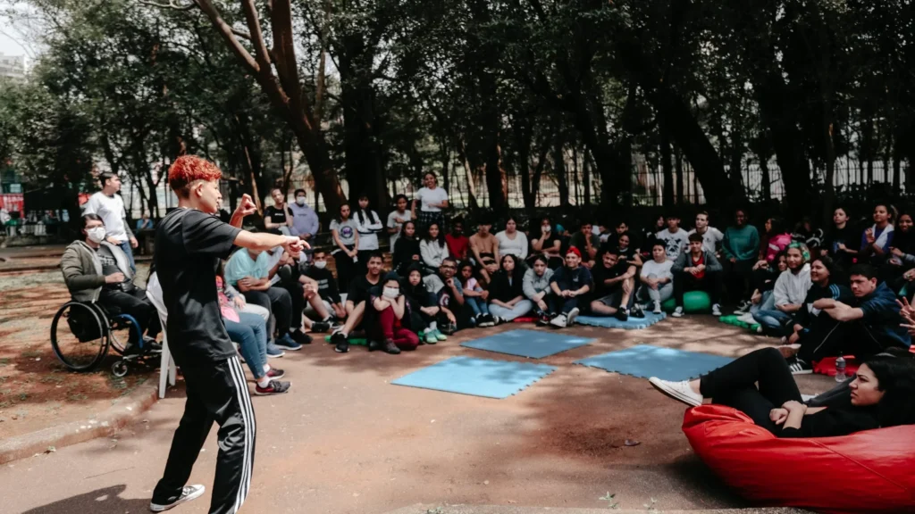 Cultura Inglesa Festival transforma São Paulo com teatro, música e poesia inclusiva Cultura Inglesa Festival transforma São Paulo com teatro, música e poesia inclusiva