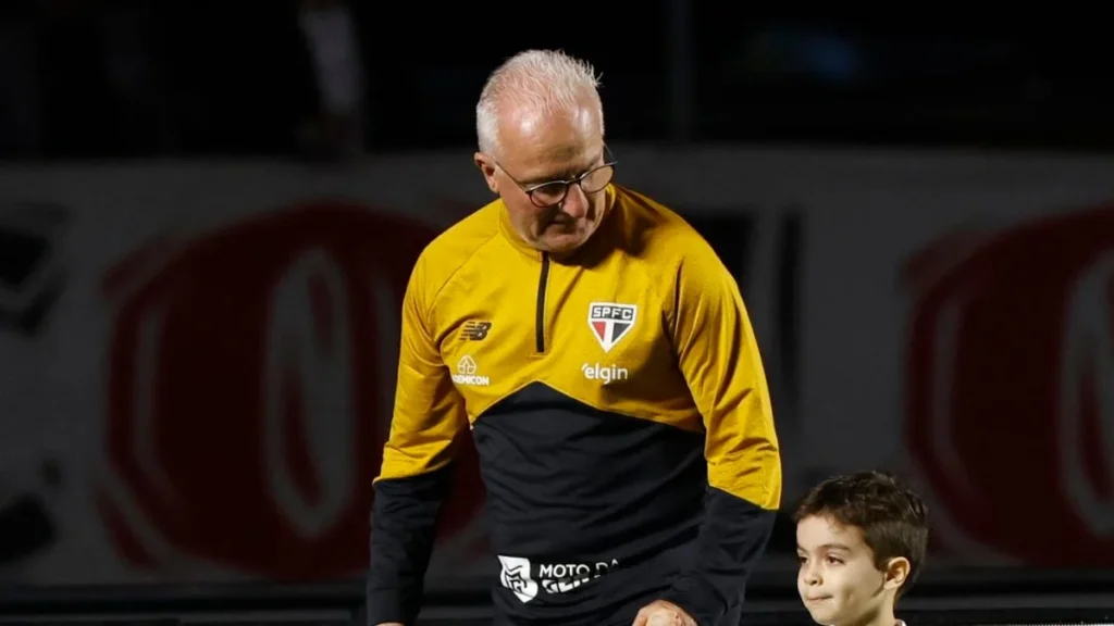 Dorival Júnior prepara 11 jovens da base para fortalecer o São Paulo em 2027