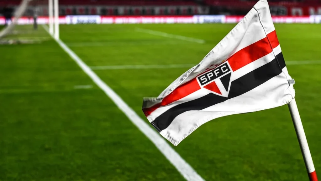 São Paulo, Atlético-MG, Grêmio e Inter enfrentam risco de transfer ban por débitos financeiros