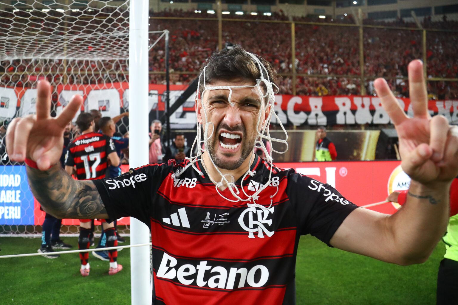Arrascaeta: O Craque do Ano que Brilhou em 2025 pelo Flamengo Arrascaeta: O Craque do Ano que Brilhou em 2025 pelo Flamengo