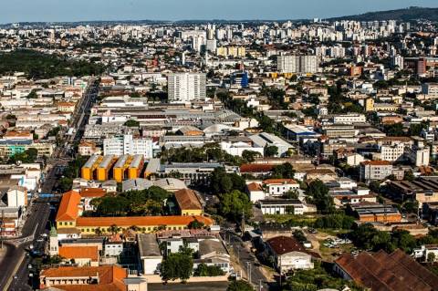 Concentração Econômica: Dez Municípios Respondem por 24,5% do PIB Brasileiro Concentração Econômica: Dez Municípios Respondem por 24,5% do PIB Brasileiro