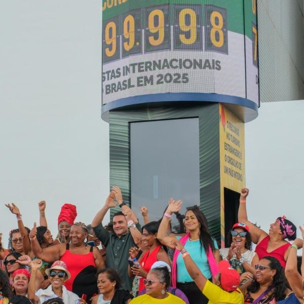 Brasil Bate Recorde e Atraí Mais de 8,3 Milhões de Turistas em 2025 Imagem do artigo