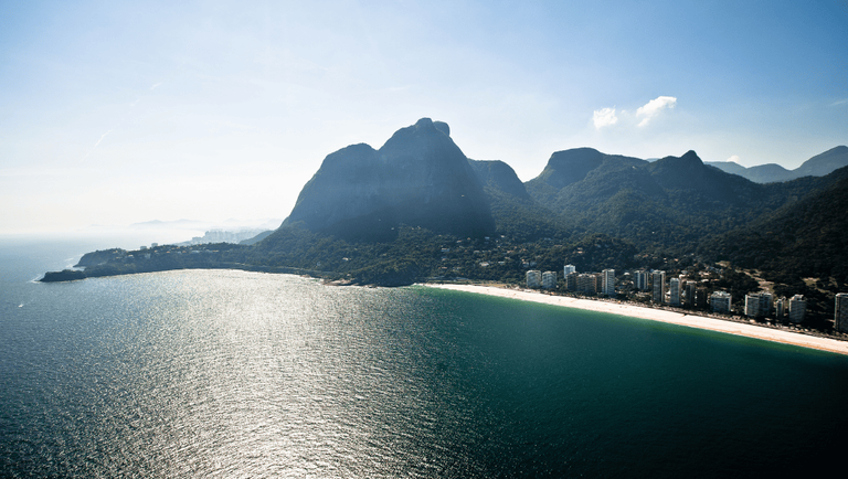 Descubra o Verão Inesquecível no Rio de Janeiro: Praias, Cultura e Gastronomia