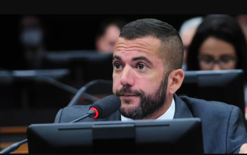 Jordy Enfrenta Perseguição da PF: Busca e Apreensão em Sua Residência Imagem do artigo