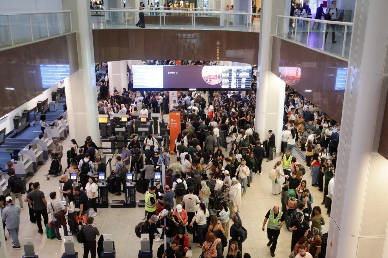 Prefeitura do Rio Aciona TCU Para Limitar Passageiros no Aeroporto Santos Dumont Prefeitura do Rio Aciona TCU Para Limitar Passageiros no Aeroporto Santos Dumont
