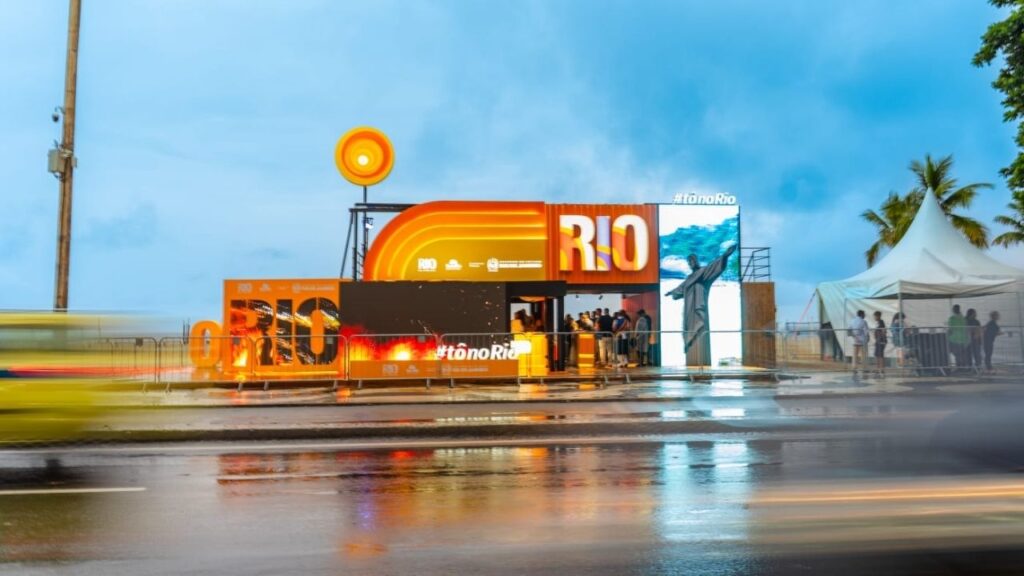 Projeto #tônoRio Inaugura Verão em Copacabana e Destaca o Interior do RJ Projeto #tônoRio Inaugura Verão em Copacabana e Destaca o Interior do RJ