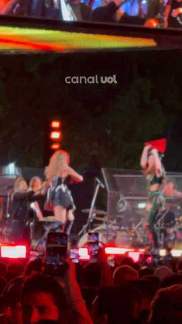 Anitta Desabafa Sobre Local de Show no Rio e Revela ‘Macumba’ para Controlar a Chuva Anitta Desabafa Sobre Local de Show no Rio e Revela 'Macumba' para Controlar a Chuva