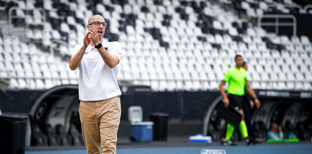 Botafogo Entra em Campo com Time Sub-20 no Campeonato Carioca Botafogo Entra em Campo com Time Sub-20 no Campeonato Carioca