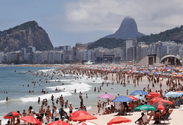 Calor intenso no Rio de Janeiro: Secretaria de Saúde emite alerta à população Calor intenso no Rio de Janeiro: Secretaria de Saúde emite alerta à população