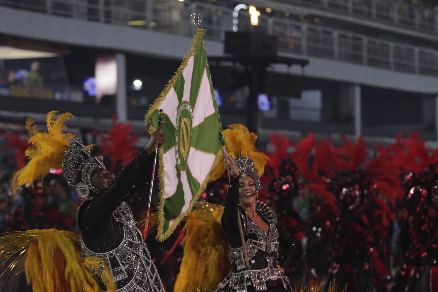 Carnaval 2026: Série Ouro Celebra Resistência e Cultura Popular com Enredos Marcantes Carnaval 2026: Série Ouro Celebra Resistência e Cultura Popular com Enredos Marcantes