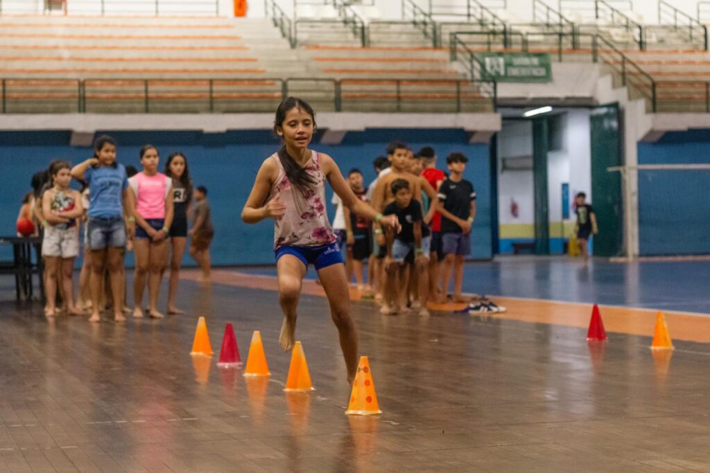 Colônias de Férias nas Vilas Olímpicas do Rio: Inscrições Abertas para Todas as Idades Colônias de Férias nas Vilas Olímpicas do Rio: Inscrições Abertas para Todas as Idades