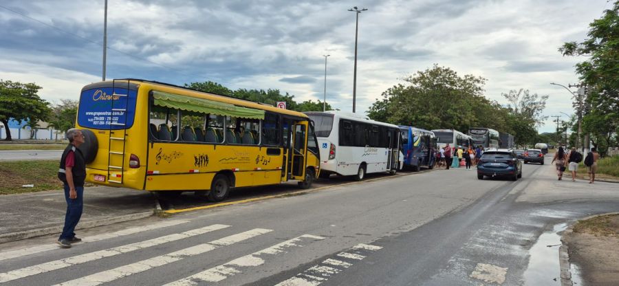 Fiscalização Intensificada de Transporte Turístico em Rio das Ostras Durante as Festividades Fiscalização Intensificada de Transporte Turístico em Rio das Ostras Durante as Festividades