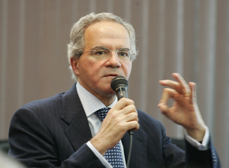 Nelson Tanure: Empresário no Centro de Operação da Polícia Federal Relacionada ao Banco Master Nelson Tanure: Empresário no Centro de Operação da Polícia Federal Relacionada ao Banco Master