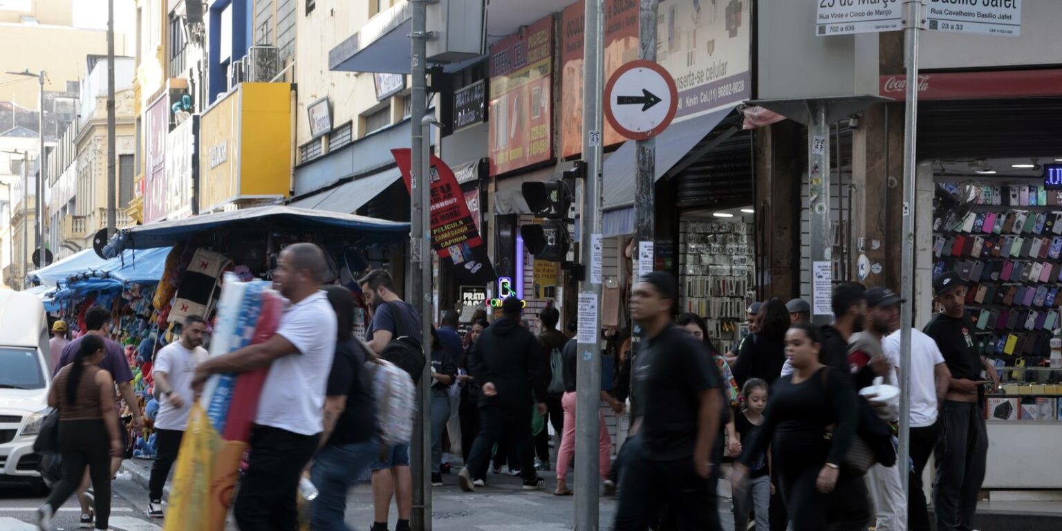 São Paulo Lança Mutirão com 2,5 mil Vagas de Emprego em Diversas Áreas São Paulo Lança Mutirão com 2,5 mil Vagas de Emprego em Diversas Áreas