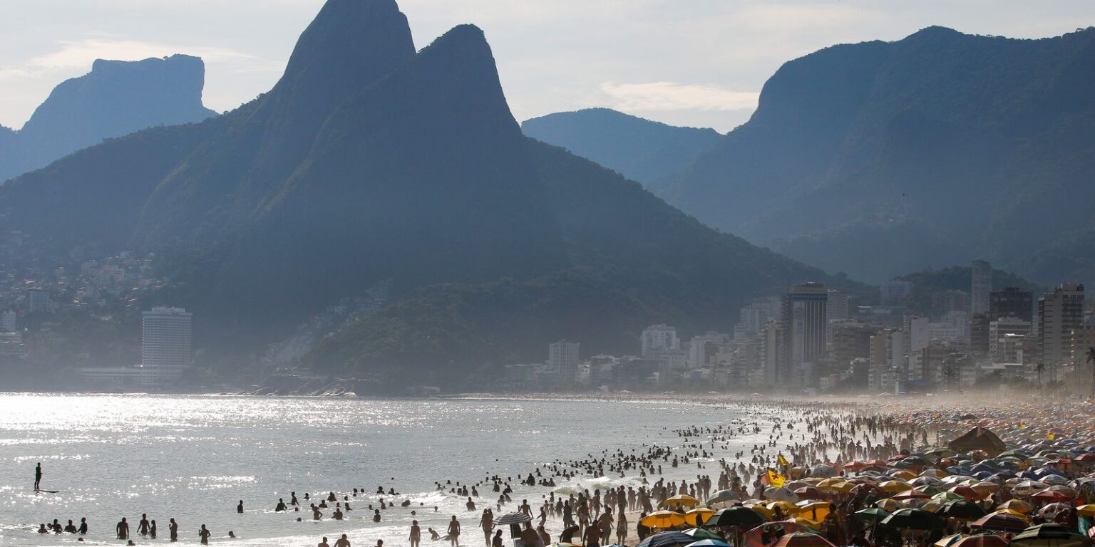 Turismo Brasileiro Registra Faturamento Histórico de R$ 185 Bilhões em 2025 Turismo Brasileiro Registra Faturamento Histórico de R$ 185 Bilhões em 2025