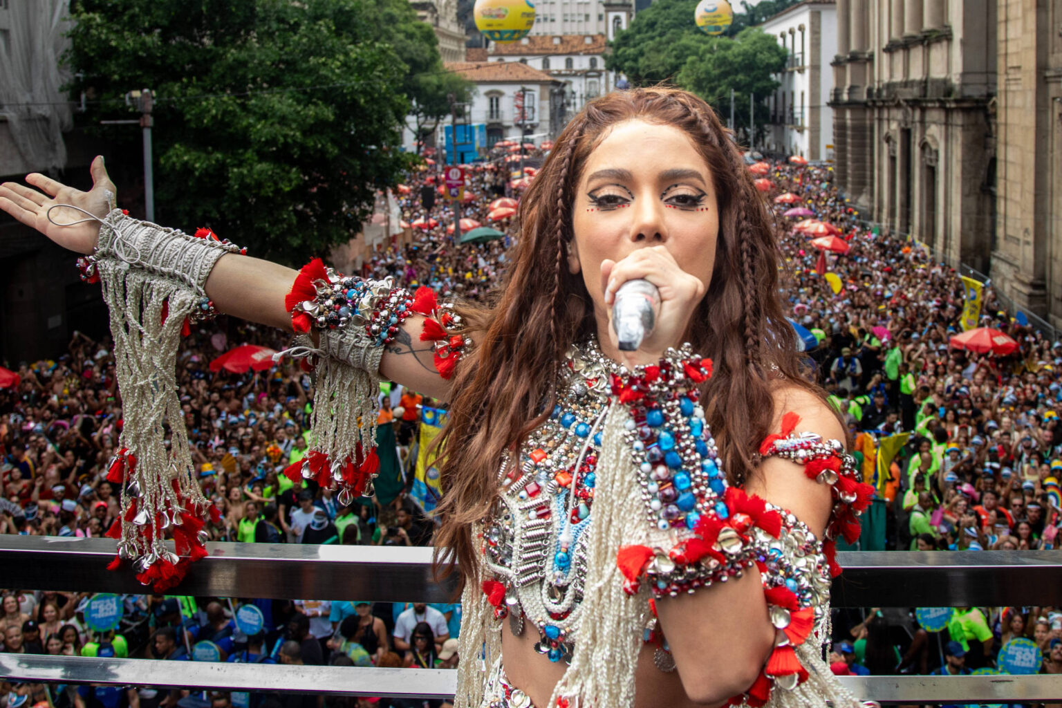 Anitta fecha contrato com WME e expande sua marca internacionalmente