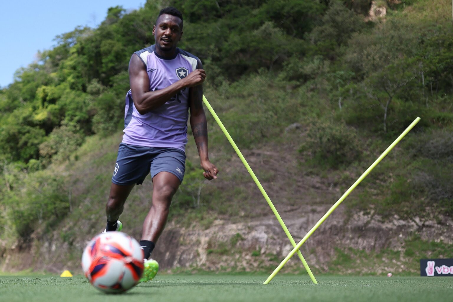 Botafogo Busca Retomar o Caminho das Vitórias Contra o Boavista na Semifinal da Taça Rio