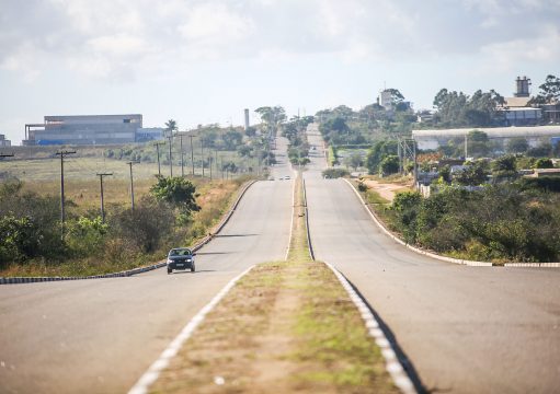 Campos Inaugura Fábrica de Implementos Agrícolas de Alta Tecnologia