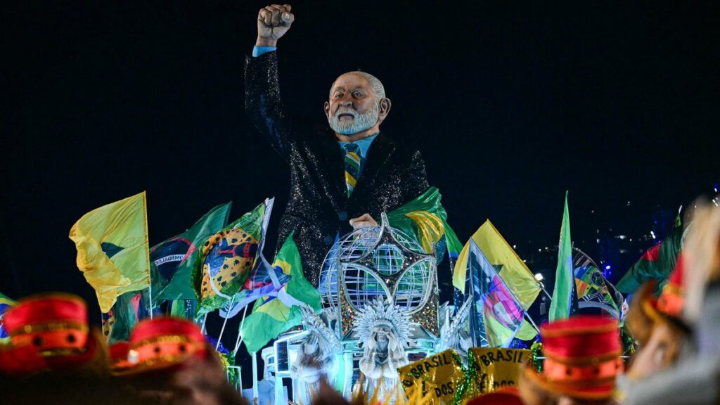 Debate Acirrado: Homenagem a Lula no Carnaval e Possíveis Crimes Eleitorais Debate Acirrado: Homenagem a Lula no Carnaval e Possíveis Crimes Eleitorais