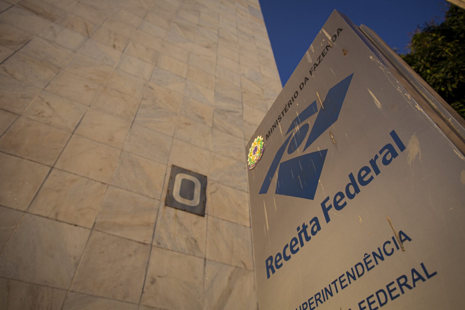 Empresas Têm Prazo Até 28 de Fevereiro para Envio de Informe de Rendimentos Empresas Têm Prazo Até 28 de Fevereiro para Envio de Informe de Rendimentos