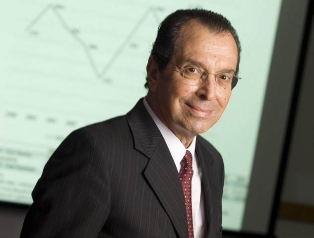 Falece Carlos Antonio Rocca, economista renomado, aos 85 anos Falece Carlos Antonio Rocca, economista renomado, aos 85 anos