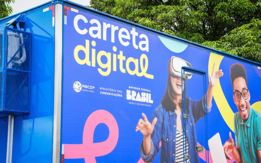 Carreta Digital Chega ao Rio: Cursos Gratuitos de Tecnologia Para Todos Carreta Digital Chega ao Rio: Cursos Gratuitos de Tecnologia Para Todos