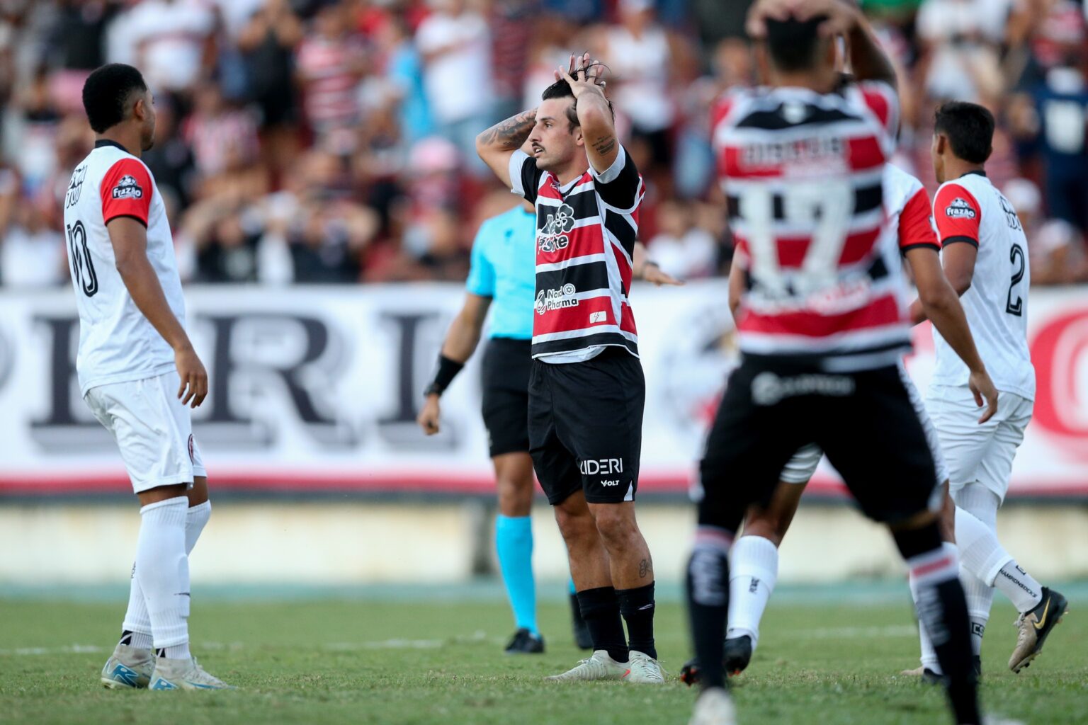 Gabriel Galhardo Recebe Nova Proposta e Santa Cruz Avalia Situação do Jogador